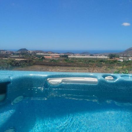Villa Albe, Jacuzzi Con Vistas Al Mar Arona  Bagian luar foto
