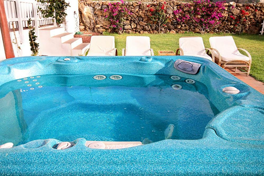 Villa Albe, Jacuzzi Con Vistas Al Mar Arona  Bagian luar foto