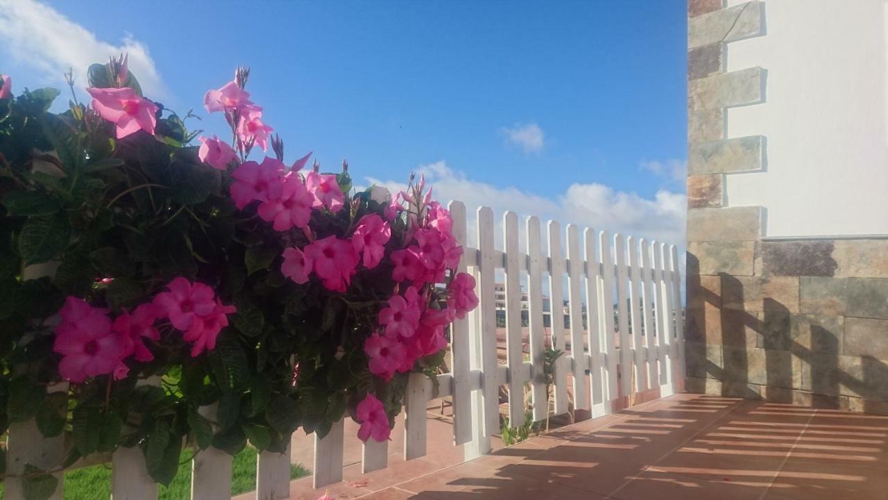 Villa Albe, Jacuzzi Con Vistas Al Mar Arona  Bagian luar foto