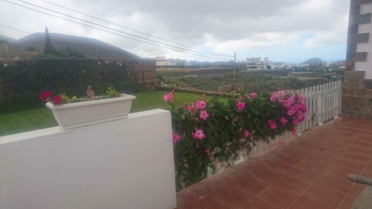 Villa Albe, Jacuzzi Con Vistas Al Mar Arona  Bagian luar foto